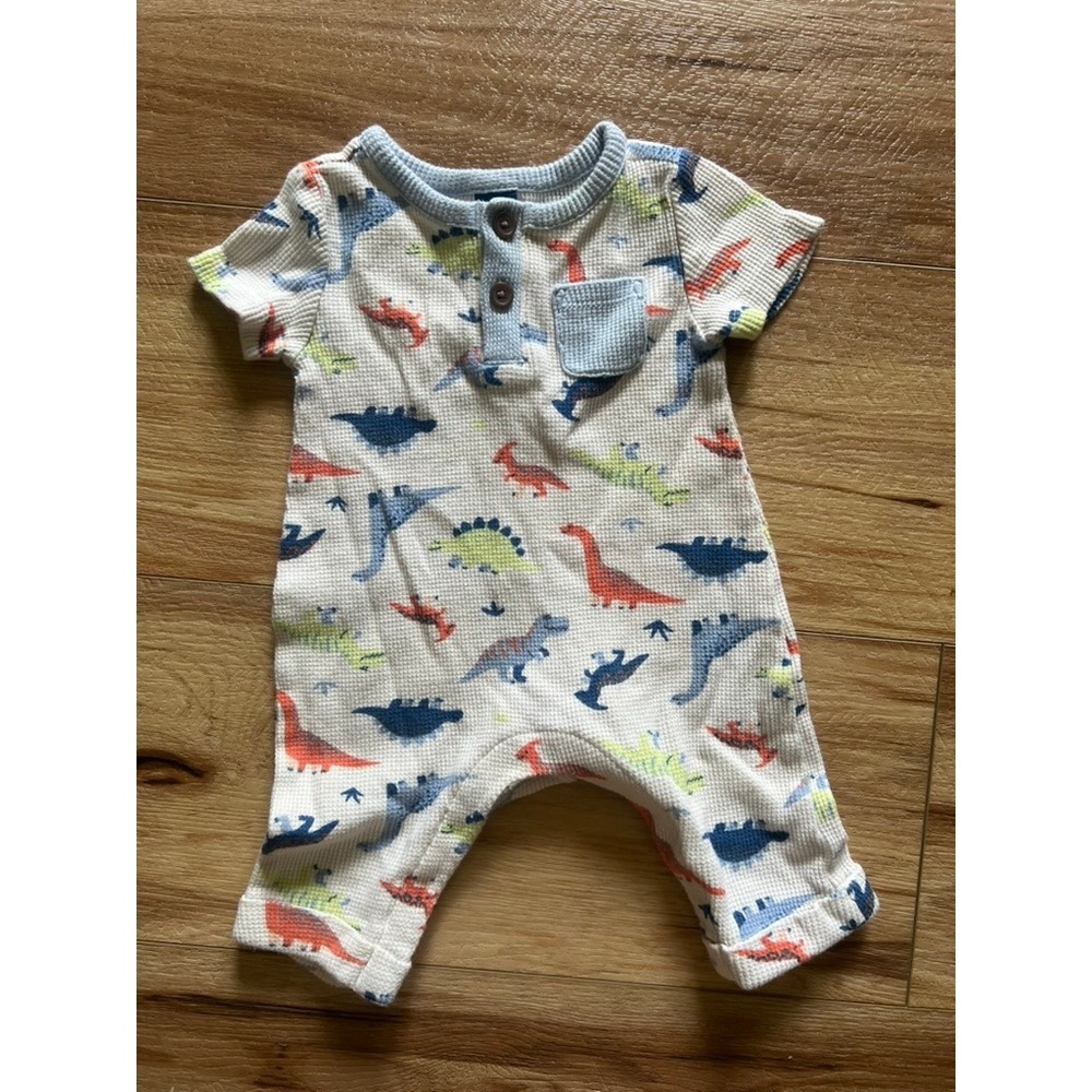 Old Navy Romper Baby 0-3M White Dinosaur Print Waffle Knit Henley Short‎ Sleeve